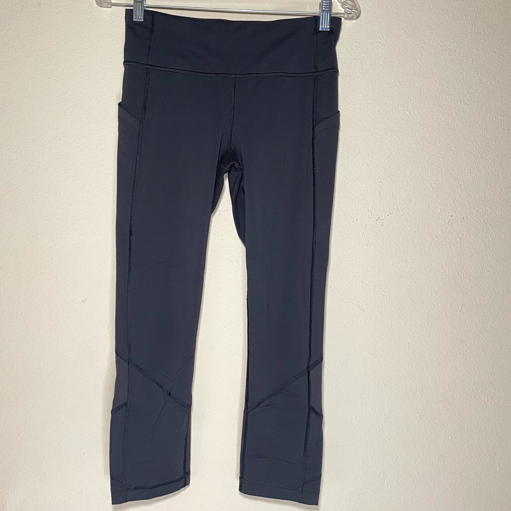 Lululemon Pace Rival Crop‎ *22 in Black Size 6